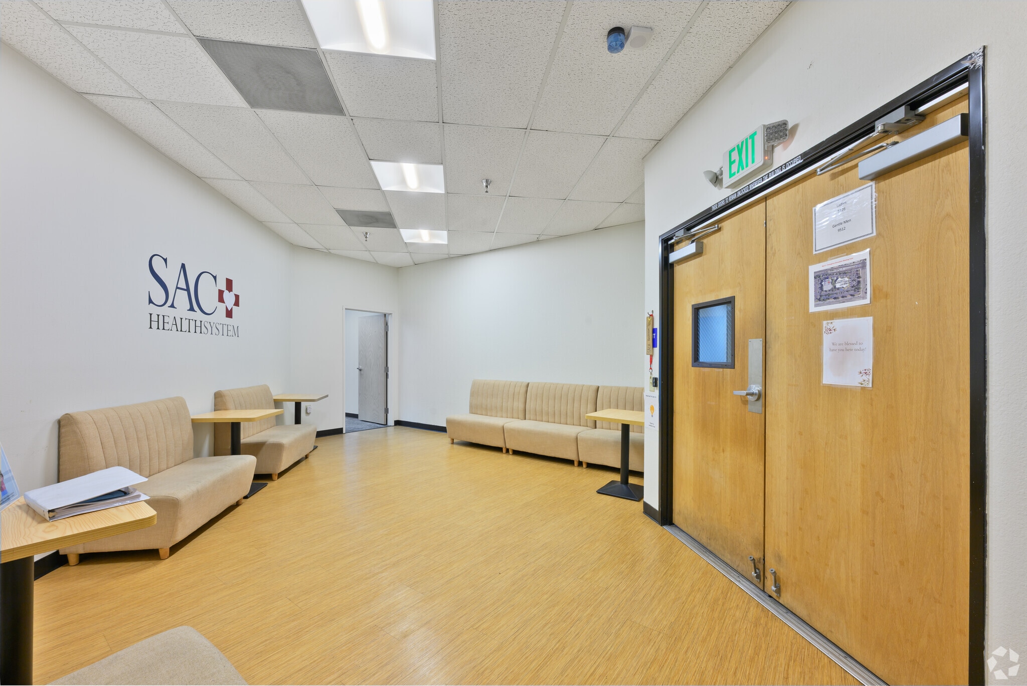 225 W Hospitality Ln, San Bernardino, CA for lease Building Photo- Image 1 of 3
