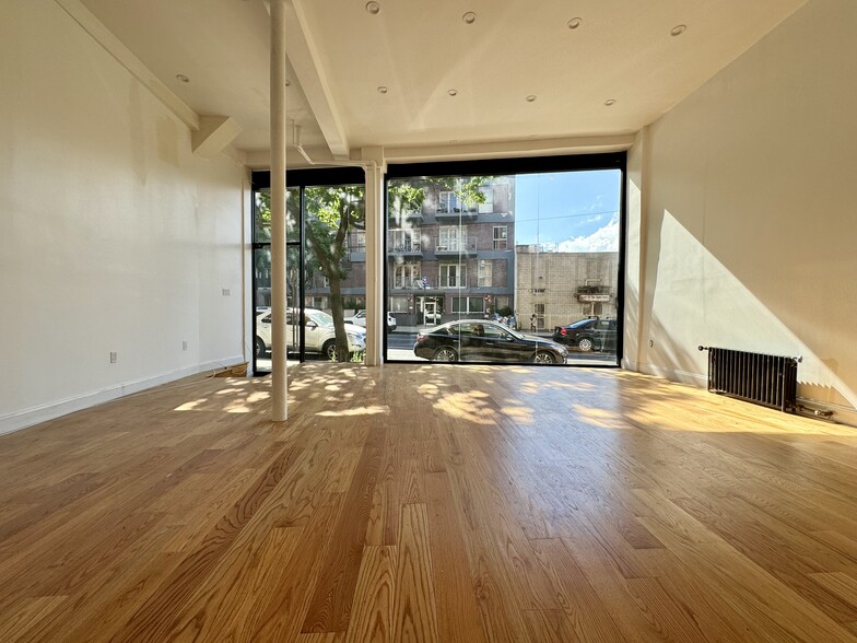 1379 Bedford Ave, Brooklyn, NY for lease - Interior Photo - Image 2 of 6