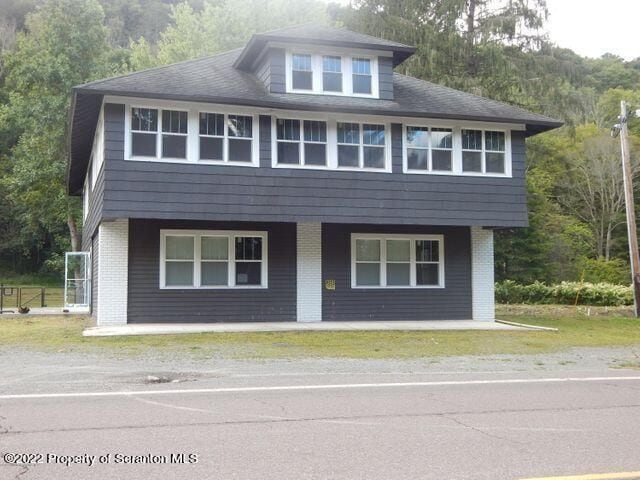 3243 Sullivans Trl, Falls, PA for sale Primary Photo- Image 1 of 1