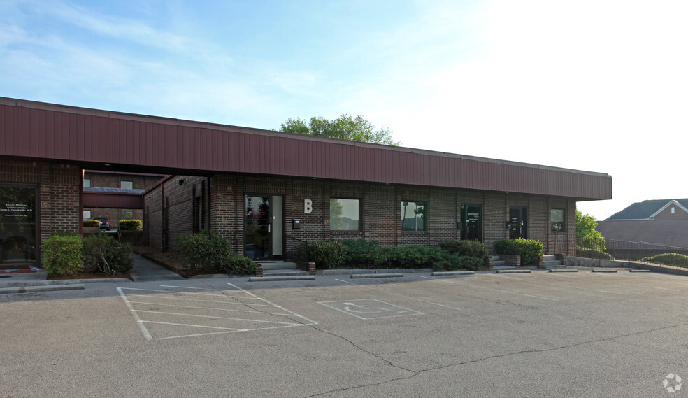 9303 Park West Blvd, Knoxville, TN for sale - Building Photo - Image 1 of 1