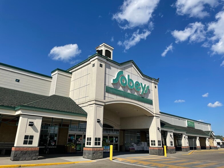 16620-16504 95th St, Edmonton, AB for sale - Building Photo - Image 1 of 1