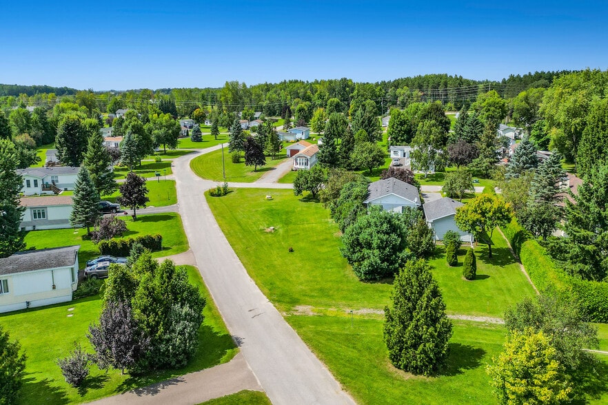 65 Pleasant View Dr, Horton, ON for sale - Primary Photo - Image 2 of 16