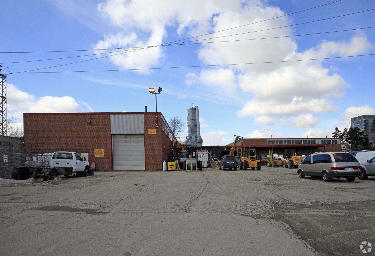 2 St Lawrence Ave, Toronto, ON M8Z 5T8 Industrial for Sale