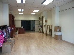 Retail in Manresa, Barcelona for lease Interior Photo- Image 1 of 4