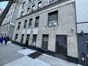 145 W 71st St, New York, NY for lease Building Photo- Image 1 of 3