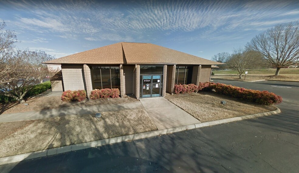 1027 South St, Simpsonville, SC for lease - Building Photo - Image 1 of 1