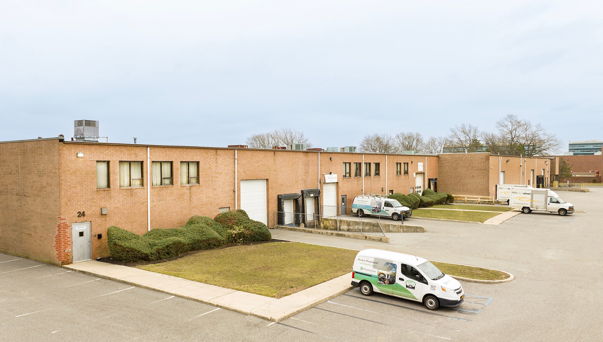 20-24 Commerce Dr, Hauppauge, NY for sale Building Photo- Image 1 of 1