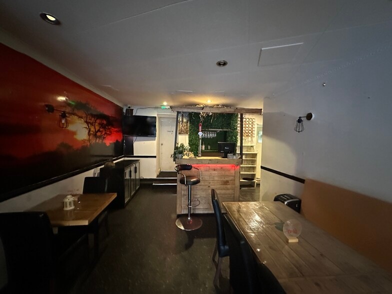 188 Charminster Rd, Bournemouth for lease - Building Photo - Image 3 of 9