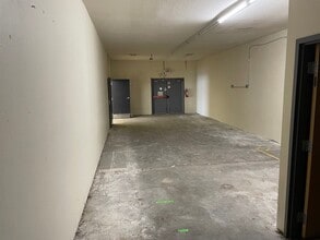 5717 Il Route 78, Virginia, IL for sale Interior Photo- Image 2 of 6