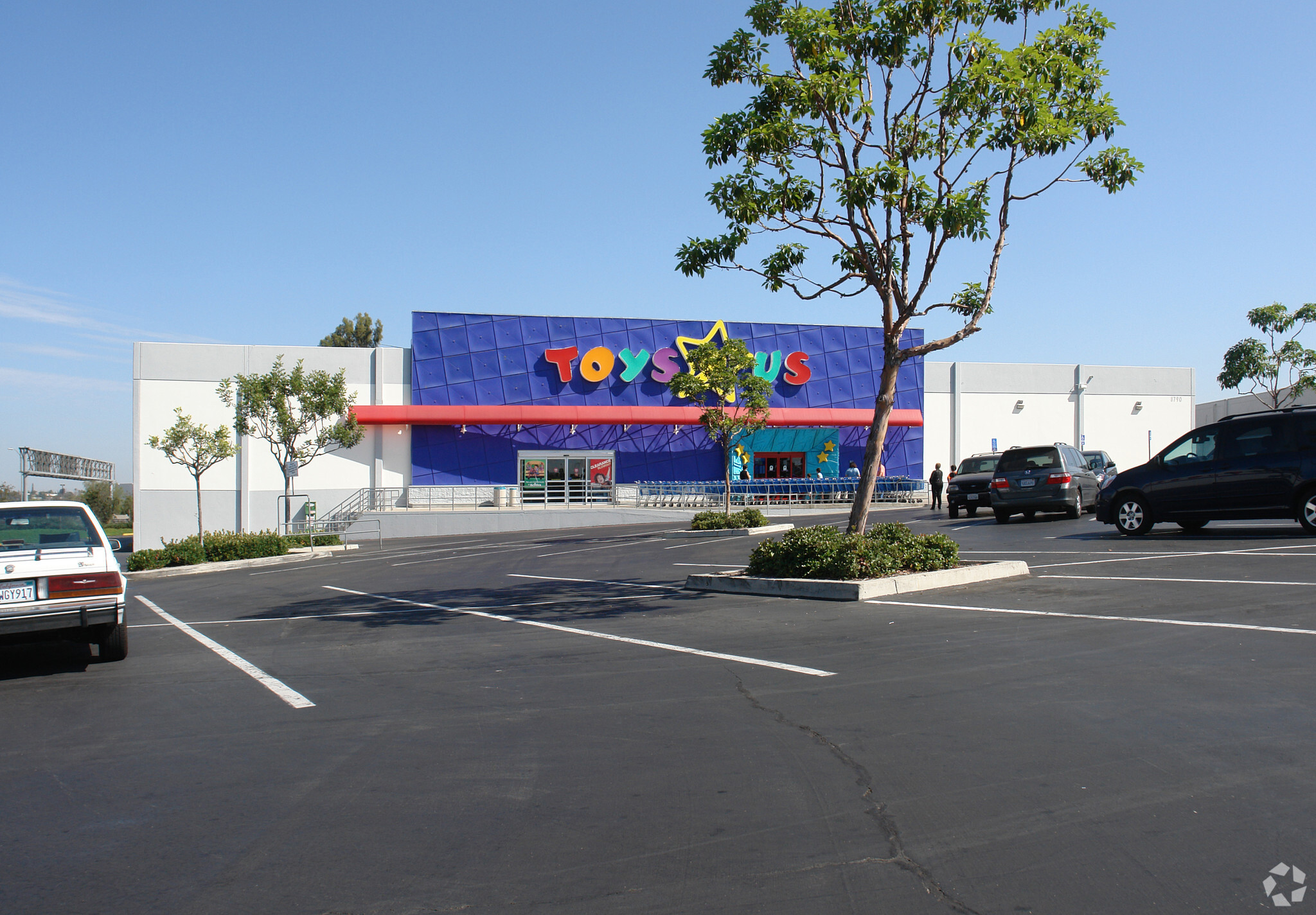 8780-8820 Grossmont Blvd, La Mesa, CA for lease Building Photo- Image 1 of 3