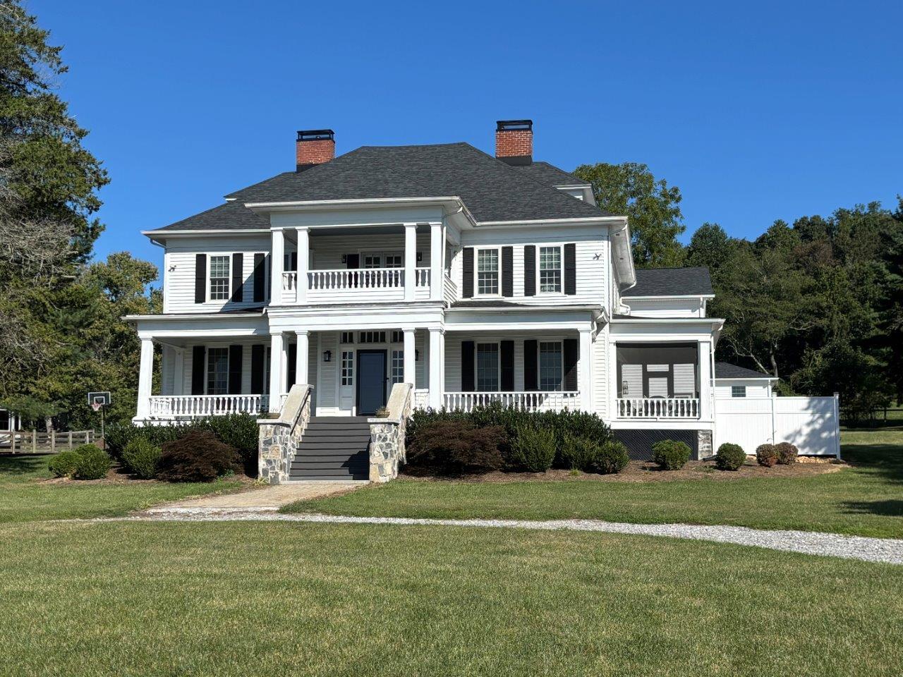 6112 E Lee Hwy, Draper, VA for sale Primary Photo- Image 1 of 55