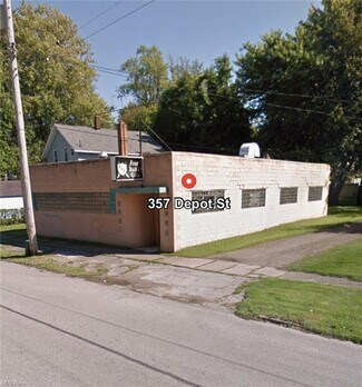 More details for 357 Depot St, Conneaut, OH - Retail for Sale