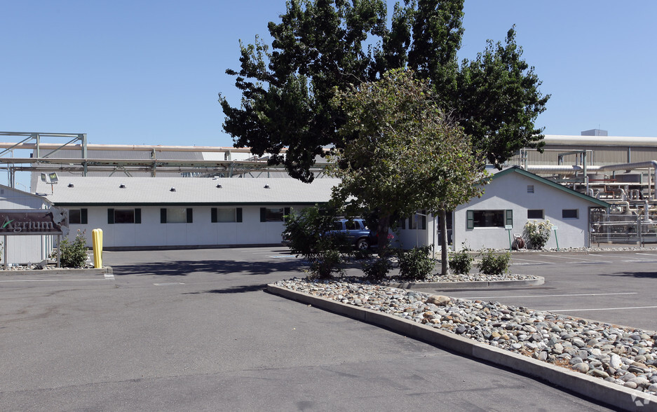 3961 Channel Dr, West Sacramento, CA 95691 - Industrial for Sale | LoopNet