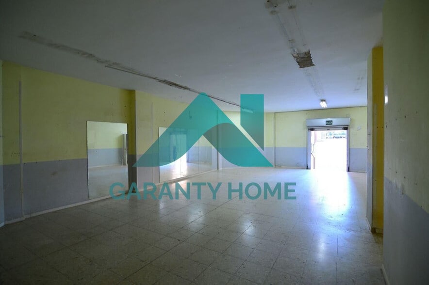 Retail in Cáceres, Cáceres for sale - Building Photo - Image 3 of 7