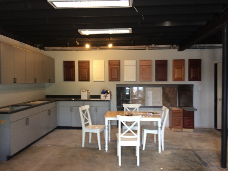 46B Solomons Island Rd, Prince Frederick, MD for lease - Interior Photo - Image 3 of 8