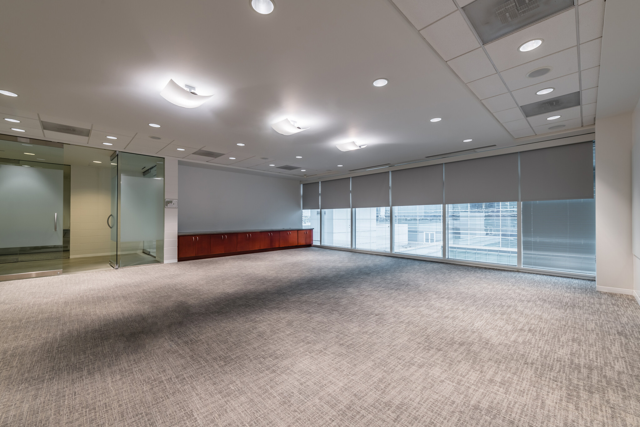 55 Ivan Allen Blvd NW, Atlanta, GA for lease Interior Photo- Image 1 of 14