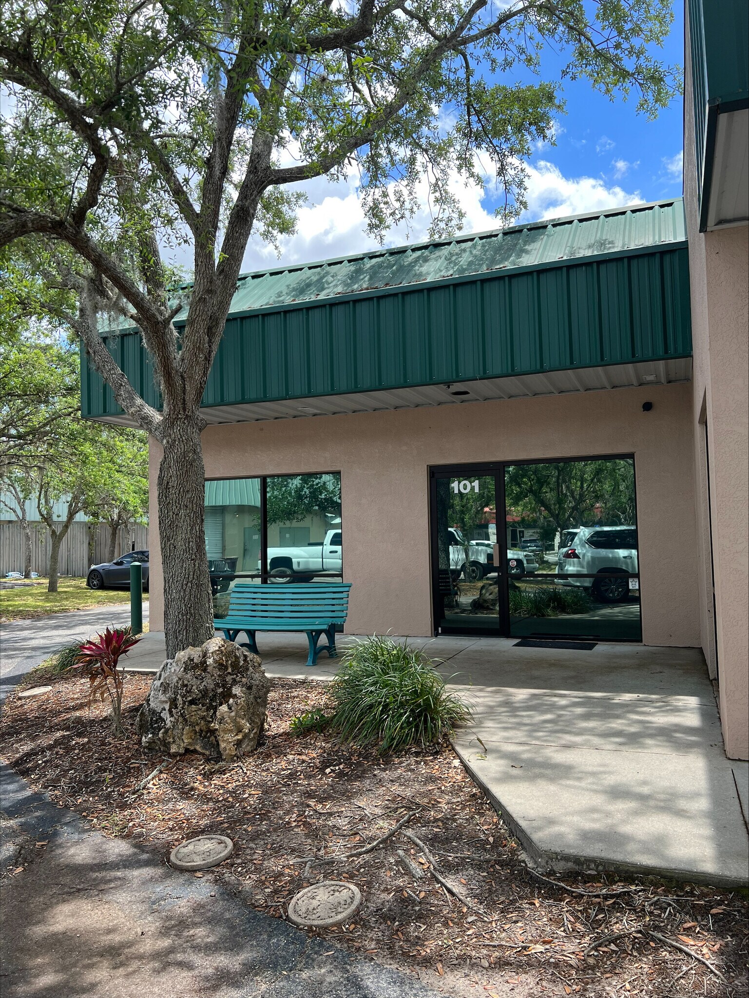 1899 Porter Lake Dr Sarasota - 1899 Porter Lake Dr Sarasota FL Building Photo 13 LargeHighDefinition