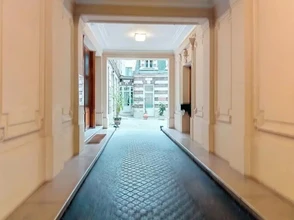 Office in Paris for lease Building Photo- Image 2 of 2