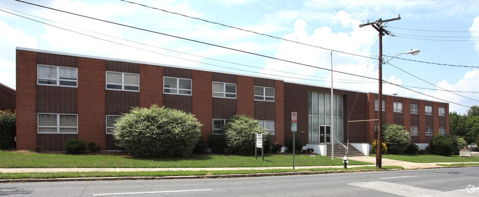415 N Edgeworth St, Greensboro, NC for sale - Building Photo - Image 3 of 8