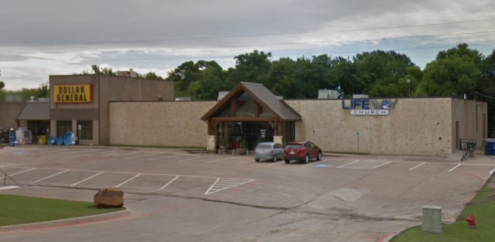 701-717 E Pecan St, Celina, TX for lease - Building Photo - Image 2 of 2