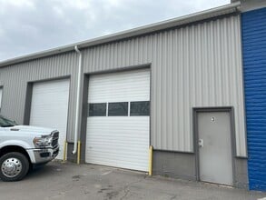 900 W Wilson Ln, West Haven, UT for lease Interior Photo- Image 1 of 4