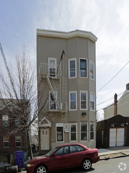 94 N 3rd St, Paterson, NJ for sale - Primary Photo - Image 1 of 1