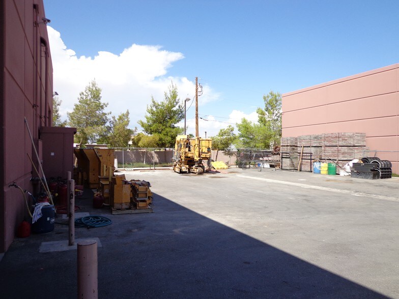 3070 E Post Rd, Las Vegas, NV for sale - Building Photo - Image 1 of 1