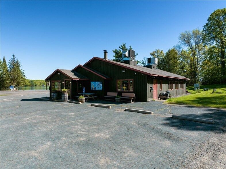 44400 County Highway D, Cable, WI for sale - Primary Photo - Image 1 of 9