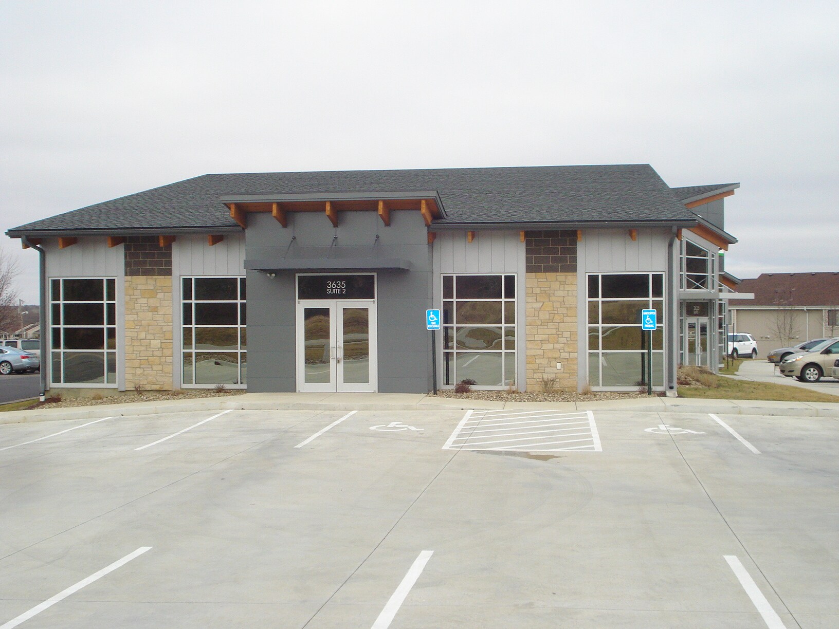 3635 SW Fairlawn Rd, Topeka, KS for sale Building Photo- Image 1 of 1