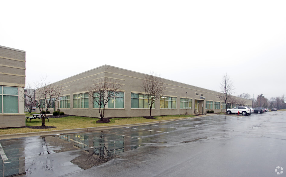 535-845 Plainfield Rd, Willowbrook, IL for lease - Building Photo - Image 1 of 8