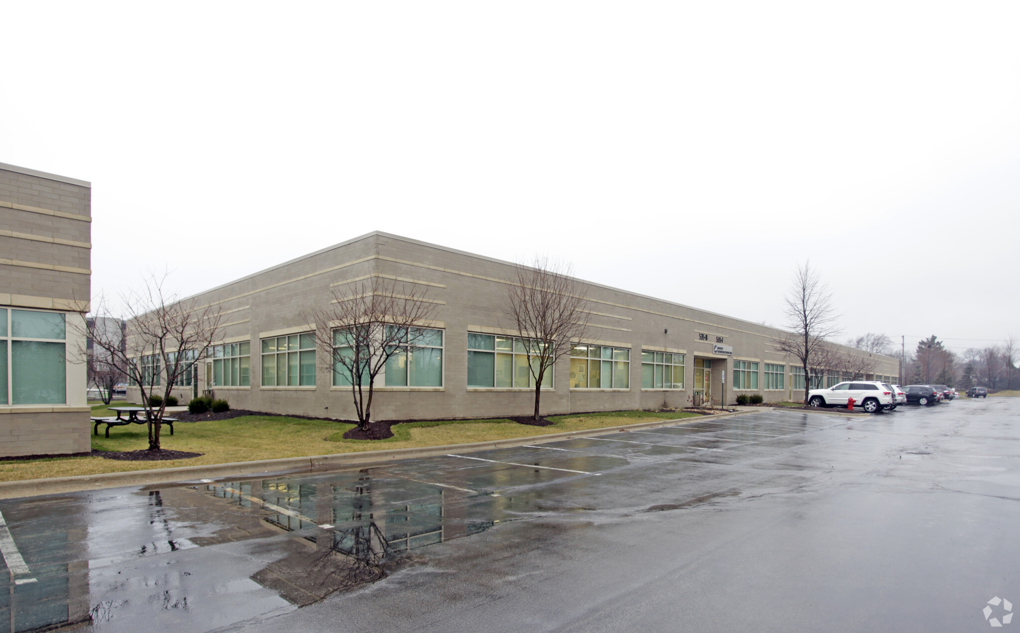 535-845 Plainfield Rd, Willowbrook, IL for lease Building Photo- Image 1 of 9