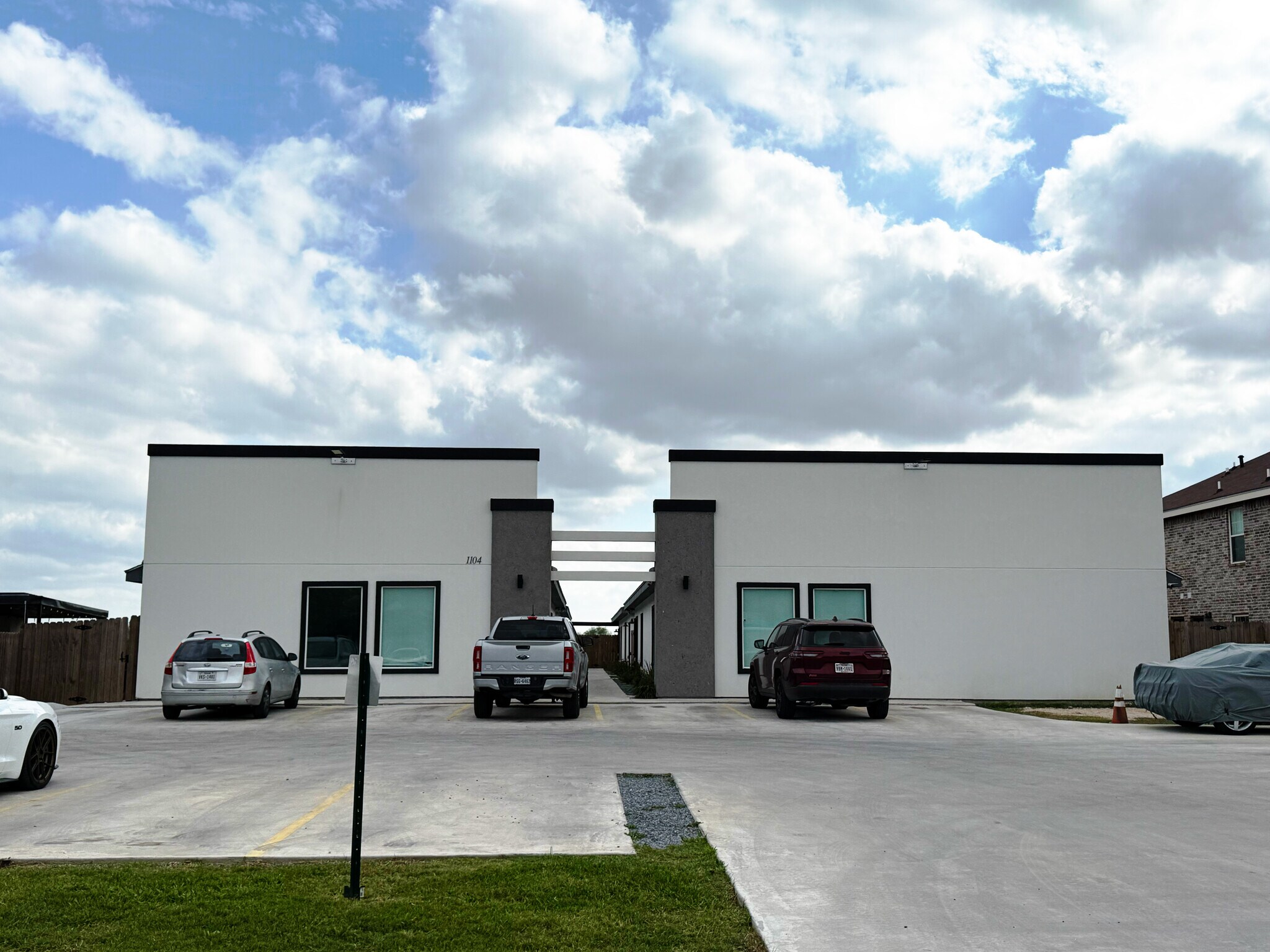 1104 Jesse St, Weslaco, TX for sale Primary Photo- Image 1 of 1