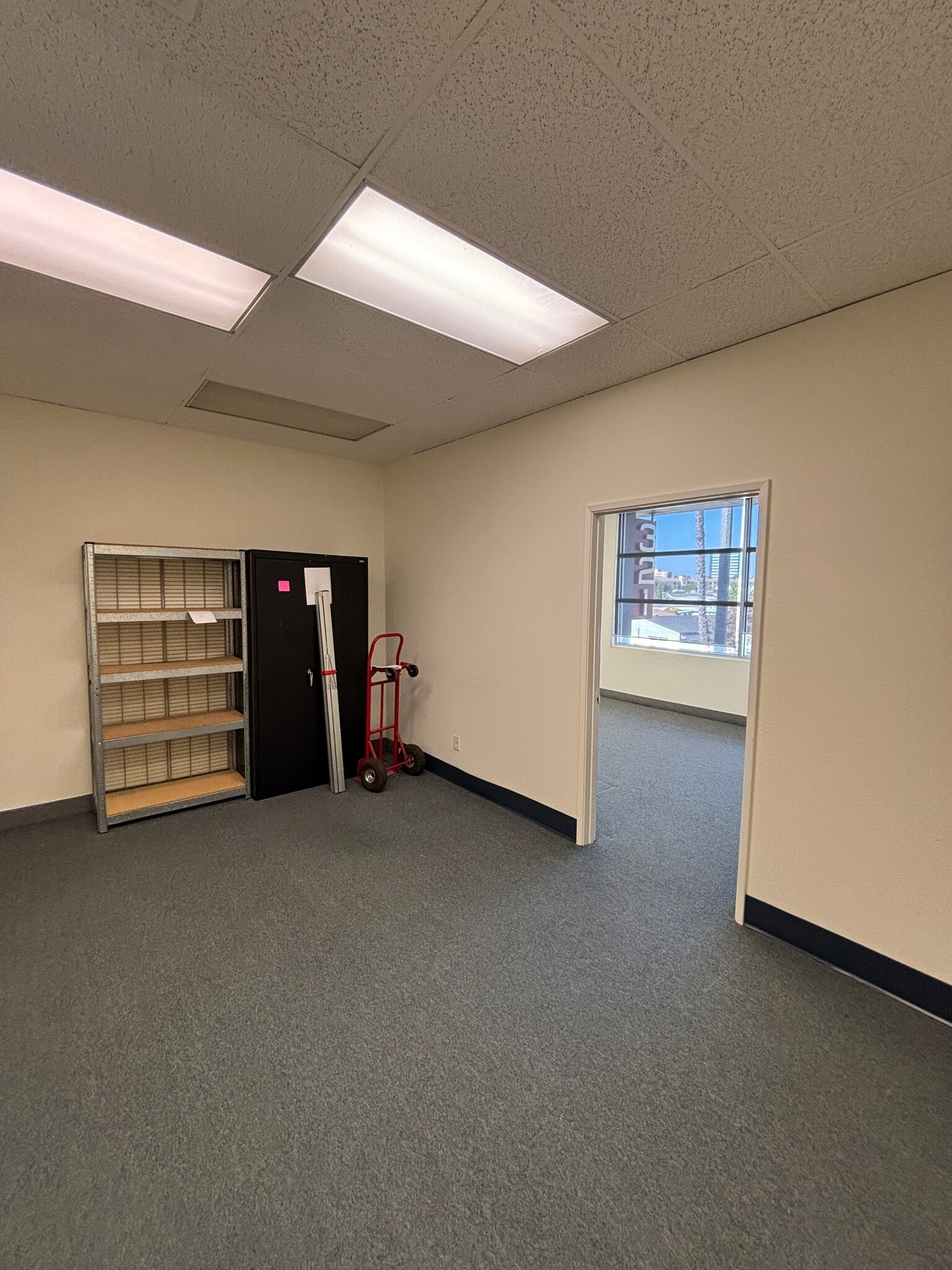 321 N Rampart St, Orange, CA for lease Building Photo- Image 1 of 4