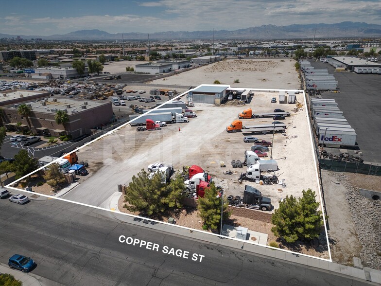 4585 Copper Sage St, Las Vegas, NV for lease - Building Photo - Image 2 of 6