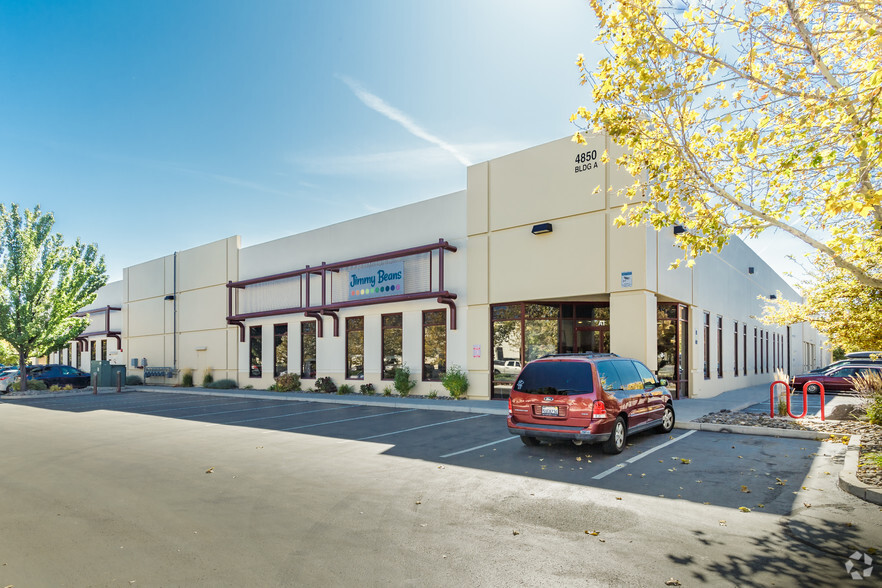 4850 Joule St, Reno, NV for lease - Primary Photo - Image 1 of 8