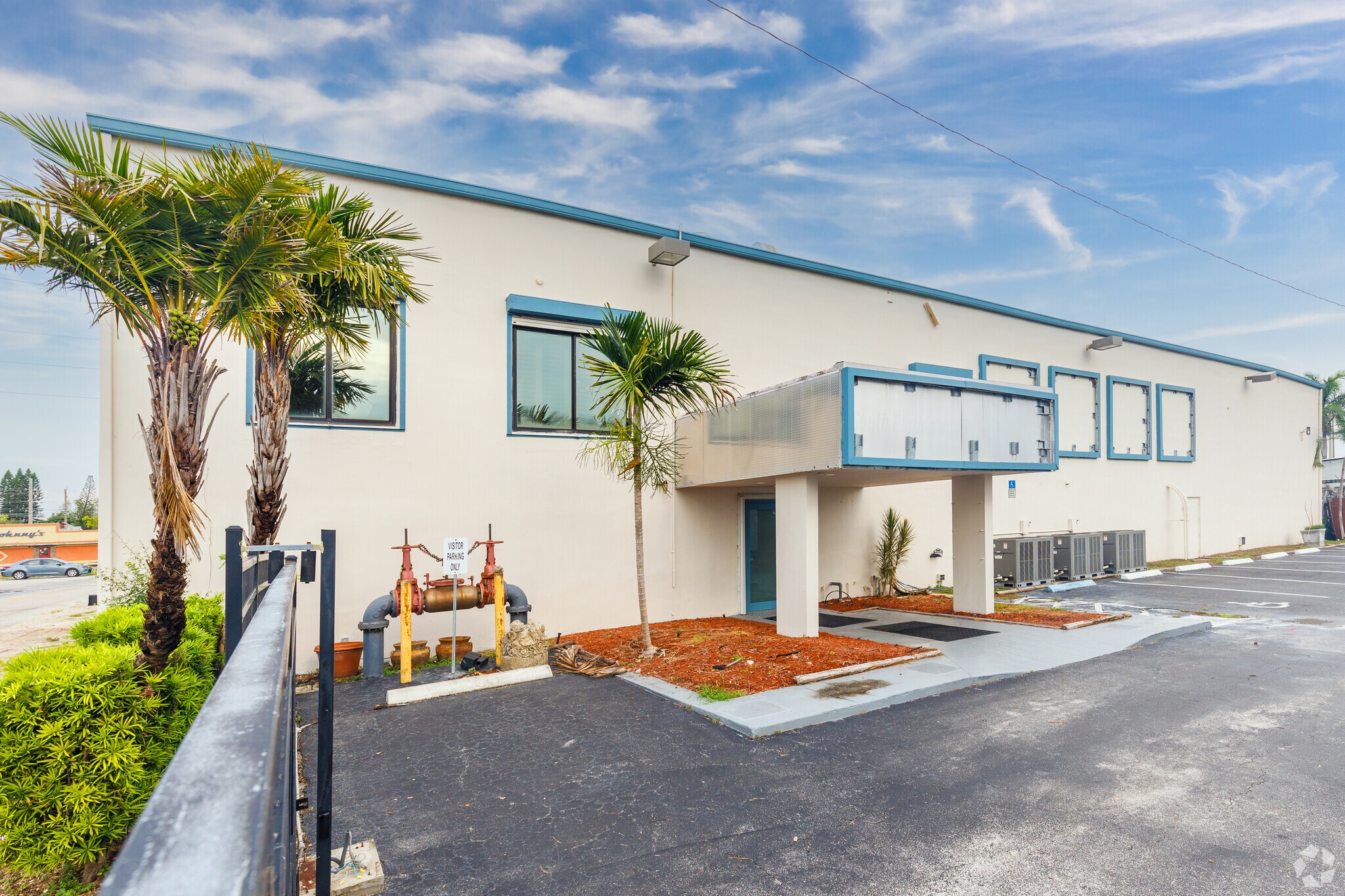 2055 Liberty St, Hollywood, FL for lease Building Photo- Image 1 of 12