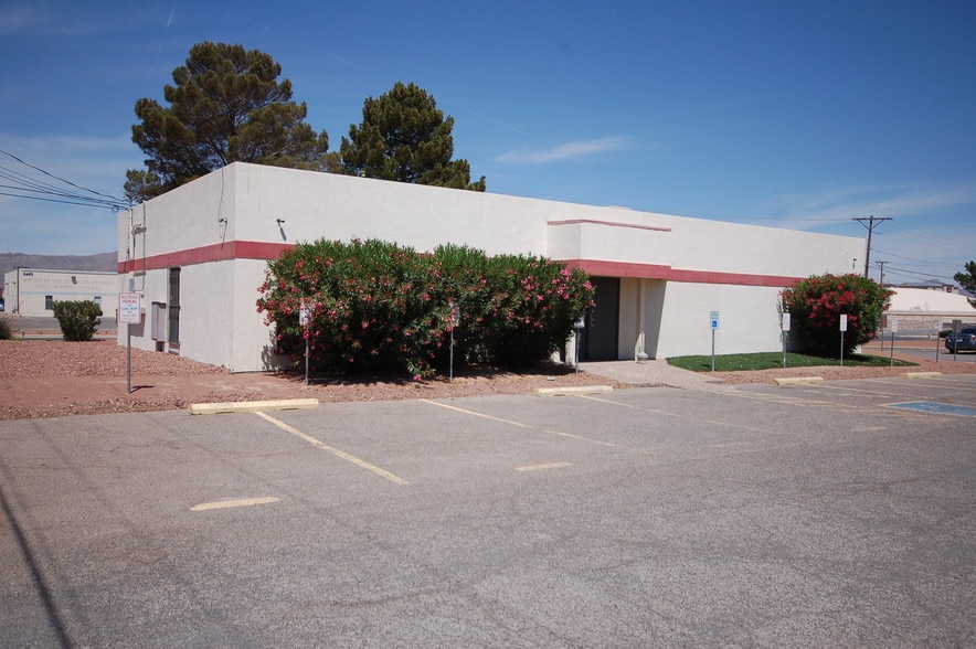 6501 Boeing Dr, El Paso, TX for lease - Building Photo - Image 3 of 18