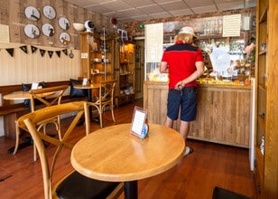 94-98 Gray St, Broughty Ferry for lease Interior Photo- Image 2 of 3