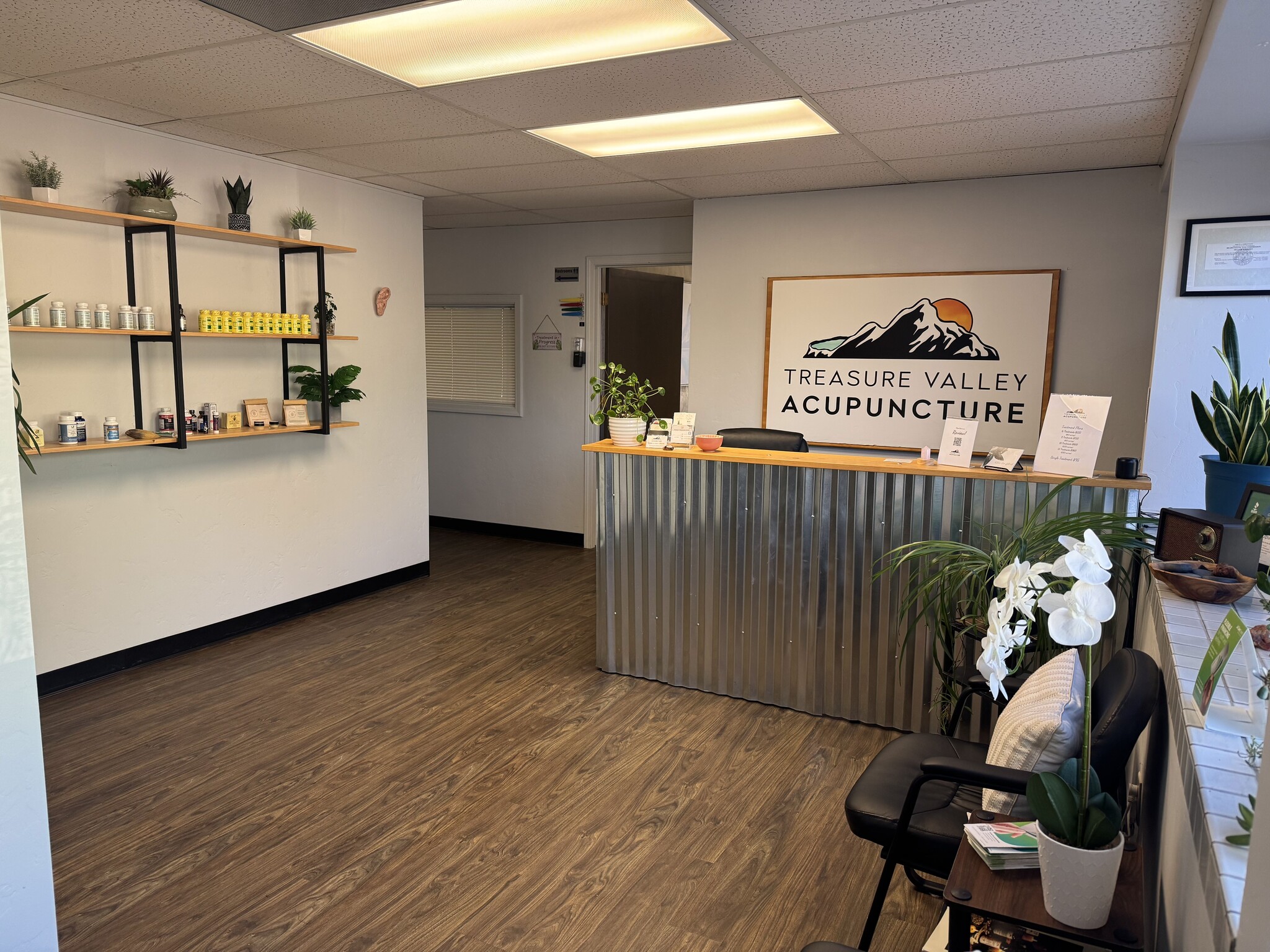 1433-1455 N Cole Rd, Boise, ID for lease Interior Photo- Image 1 of 3