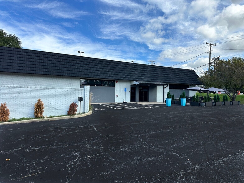 423 N State St, Lockport, IL for sale - Building Photo - Image 3 of 8