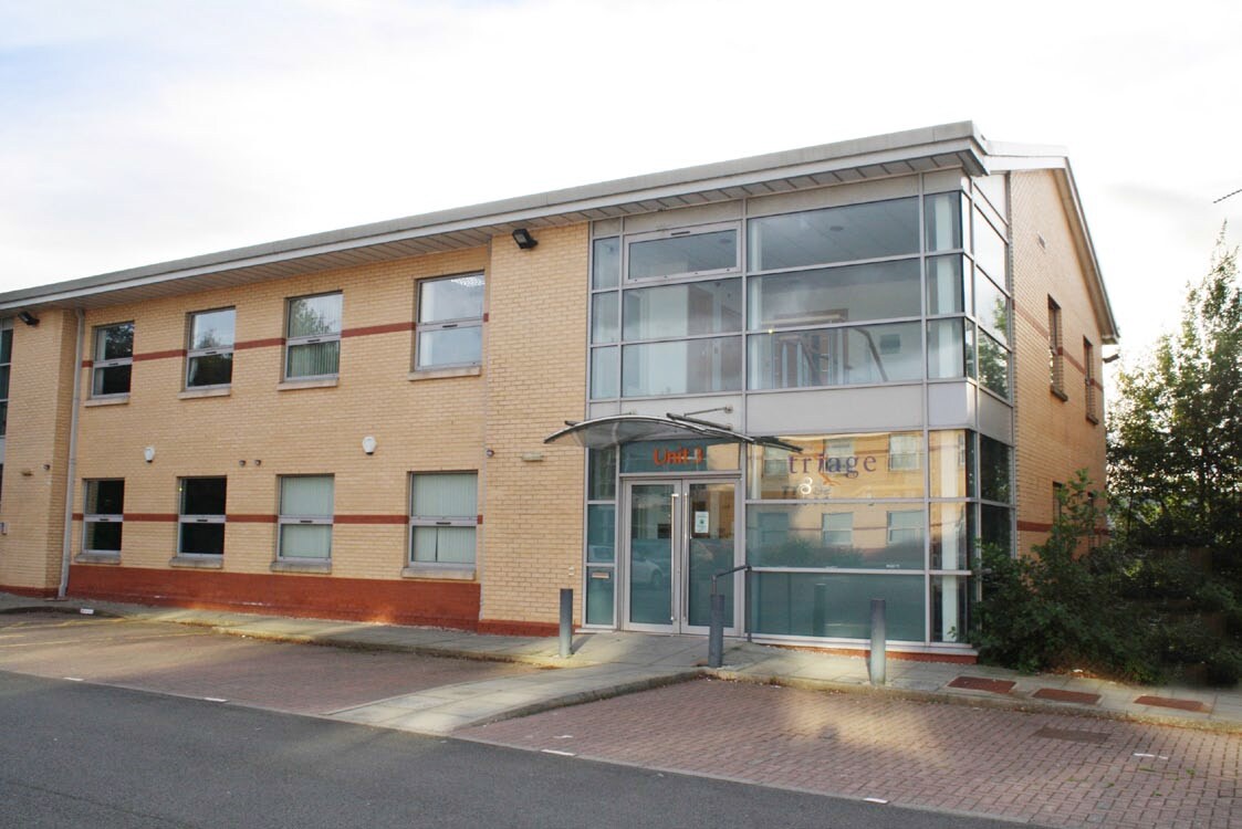 Halbeath Rd, Dunfermline, FIF KY11 8RY