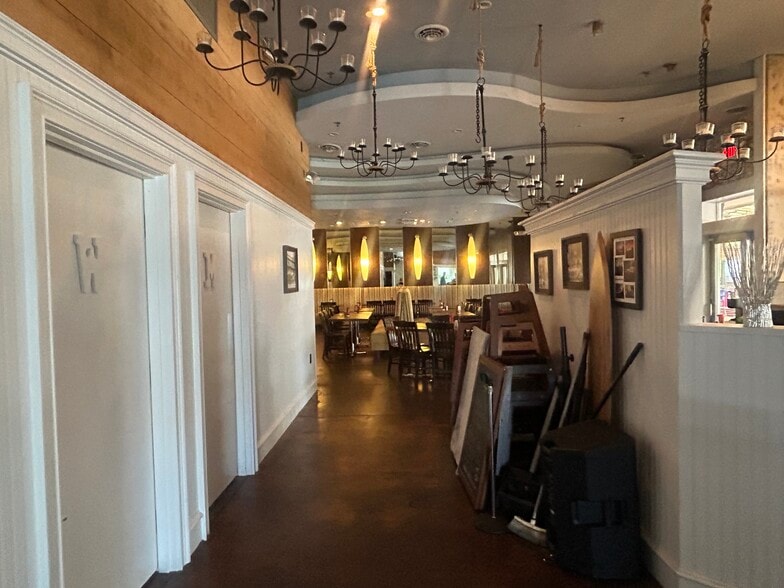 206 Olde New Jersey Ave, North Wildwood, NJ for sale - Building Photo - Image 2 of 9