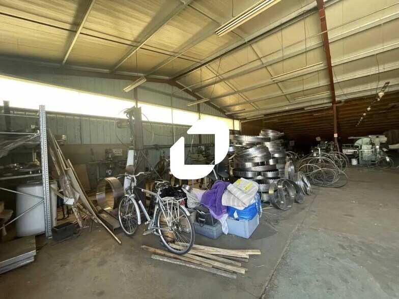 Office in Belin-Béliet for lease - Interior Photo - Image 2 of 5