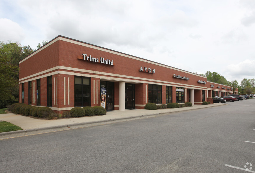 1361-1391 SE Maynard Rd, Cary, NC for lease - Building Photo - Image 3 of 8