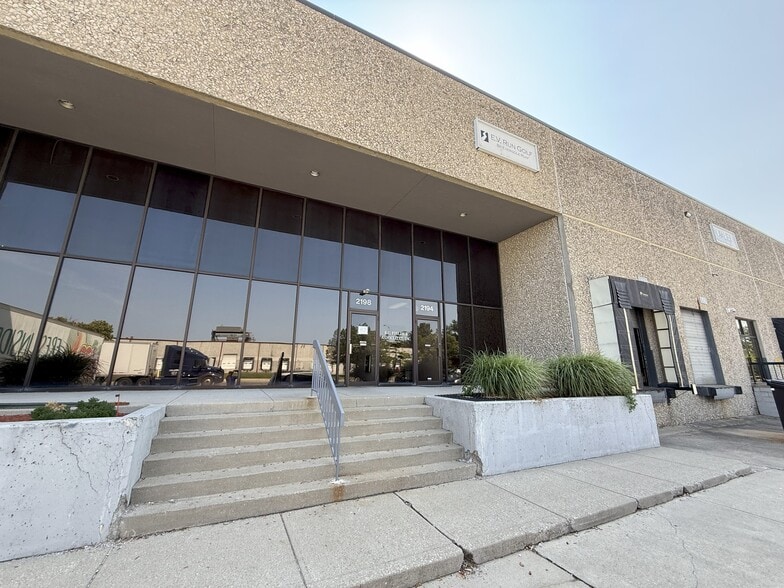 2190-2200 Westbelt Dr, Columbus, OH for lease - Building Photo - Image 1 of 7