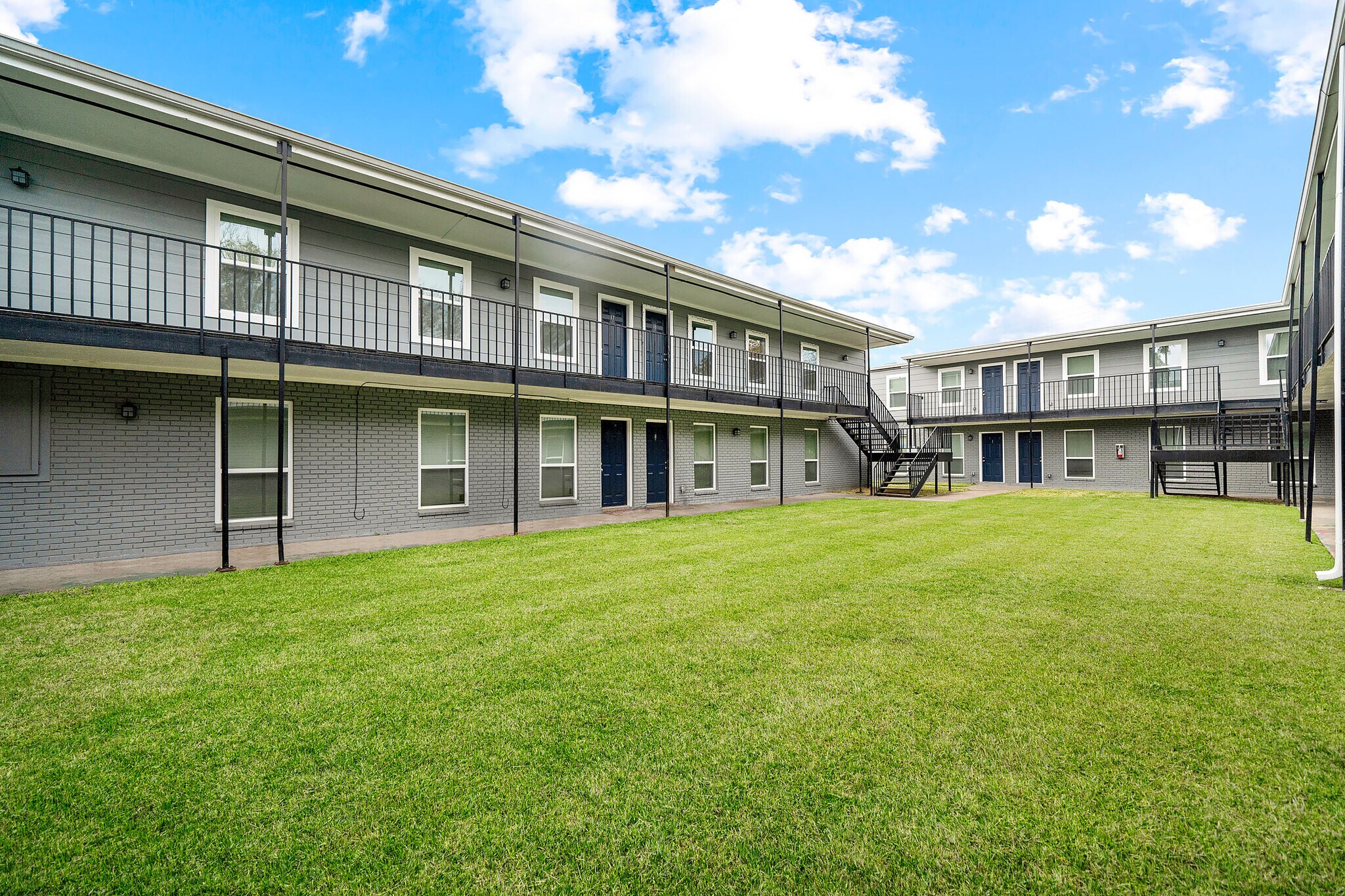 6403 Sloan St, Houston, TX 77087 Sloan Garden Apartments