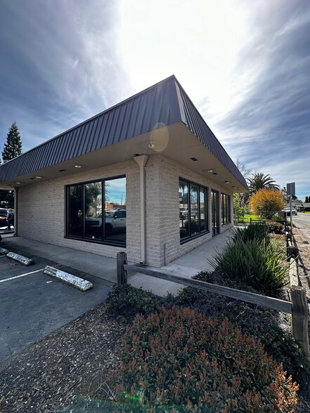 13296 E Highway 88, Lockeford, CA for sale - Building Photo - Image 1 of 9