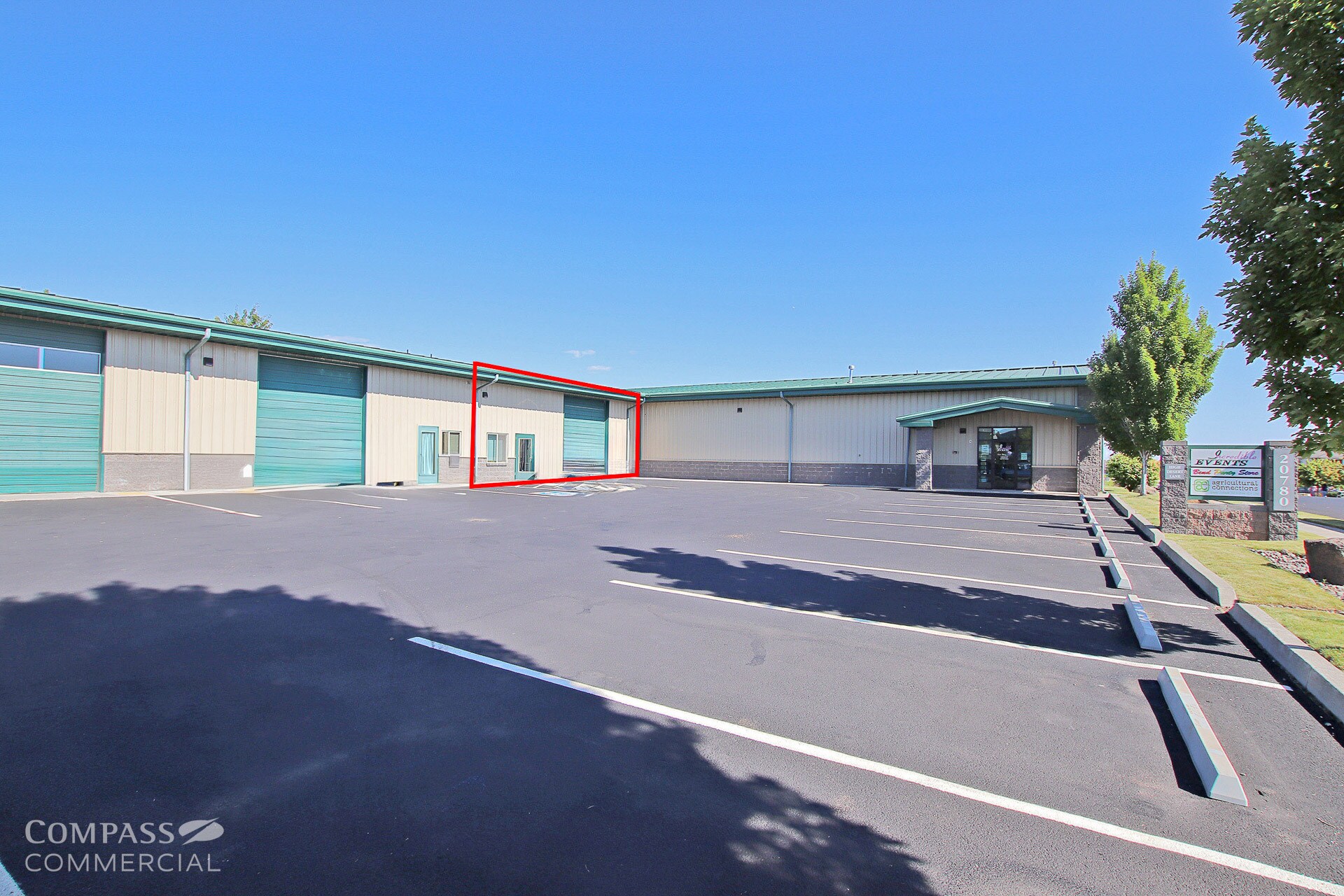 20780 NE High Desert Ln, Bend, OR for lease Building Photo- Image 1 of 4