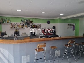 Retail in Santa Coloma de Gramenet, Barcelona for lease Interior Photo- Image 2 of 4