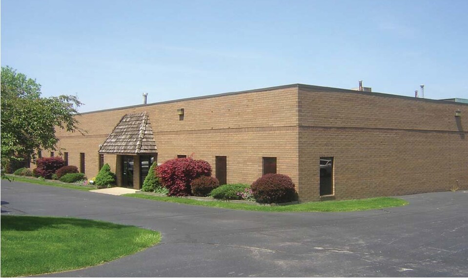 460 Tacoma Ave, Tallmadge, OH for lease - Building Photo - Image 2 of 9
